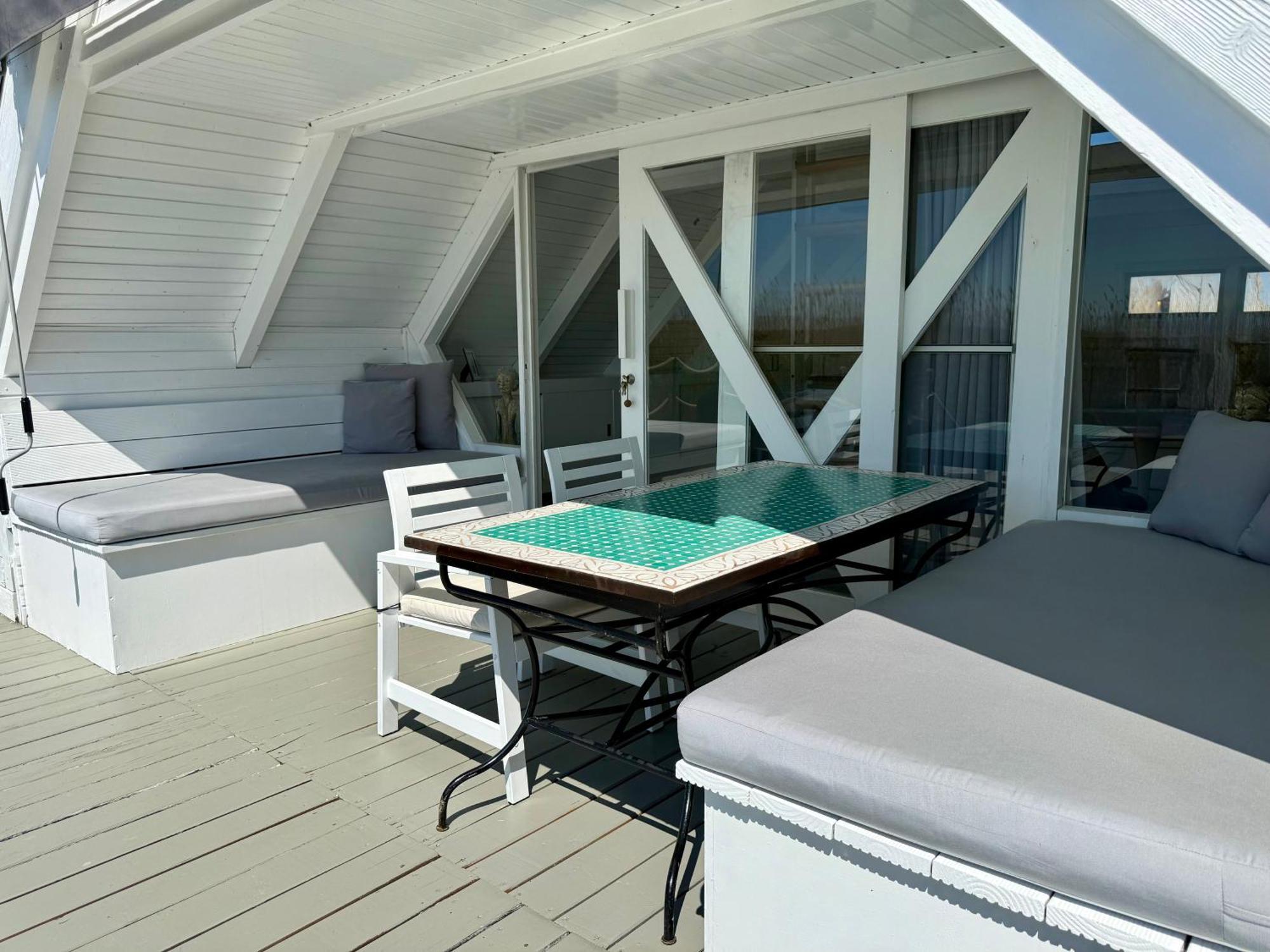 Seehuette Neusiedlersee - Strandhaus, Elektroboot Inklusive Руст Екстер'єр фото