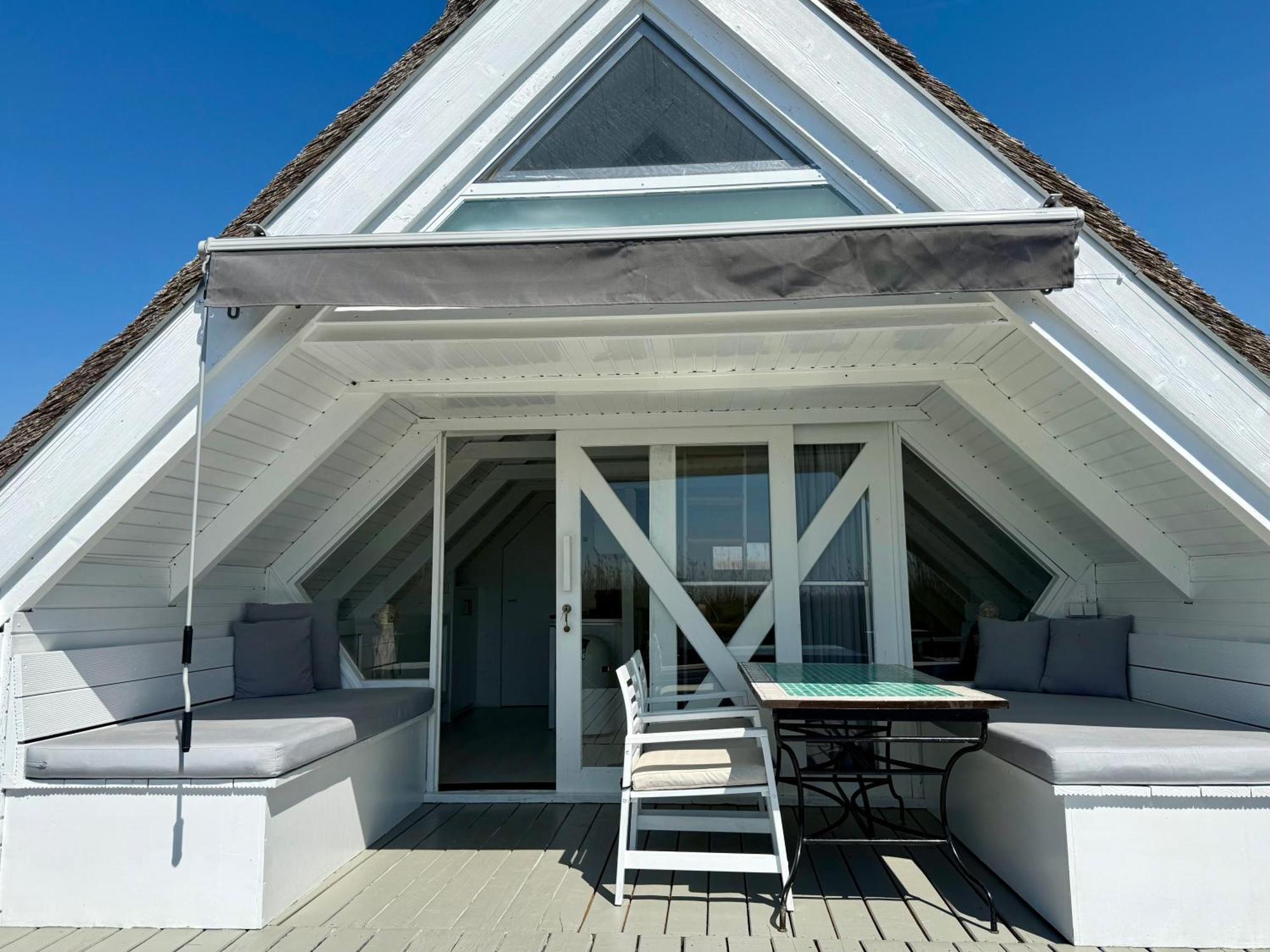 Seehuette Neusiedlersee - Strandhaus, Elektroboot Inklusive Руст Екстер'єр фото